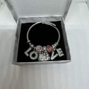 Hello Kitty LOVE Charm Bracelet Silver Tone Rhinestone Pink Beads NEW